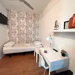 Destination Hostel *