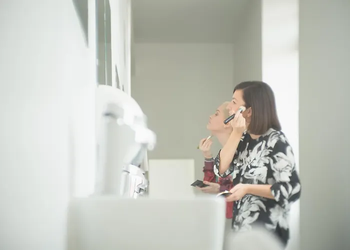 Hostel Destination *