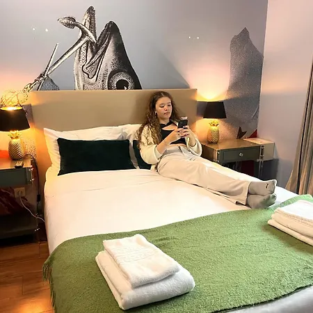 데스티네이션 *