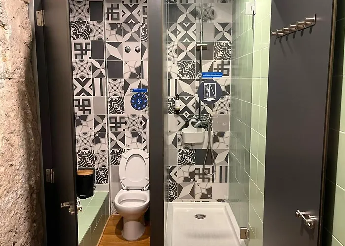 Auberge de jeunesse Destination *